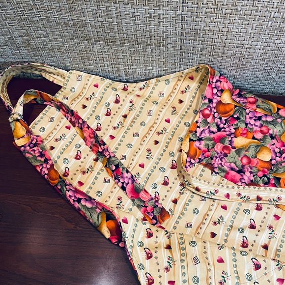 🌟HP🌟NWOT Reversible Apron Fruit and Coffeehouse Adjustable Fabric - Picture 4 of 8